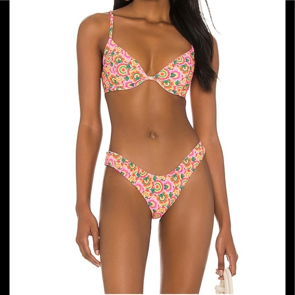 from revolve like new bikini- top= XS bottom= small - Picture 1 of 6